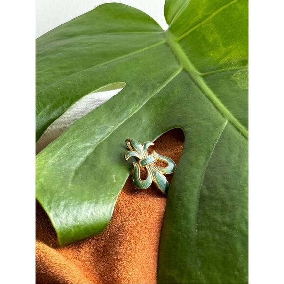 Antique Gold Fleur Di Lis Pendant Brooch - Picture 3 of 9